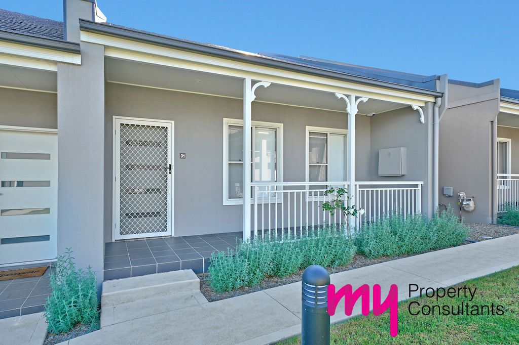 2 bedrooms Villa in 31/2 Wire Lane CAMDEN SOUTH NSW, 2570