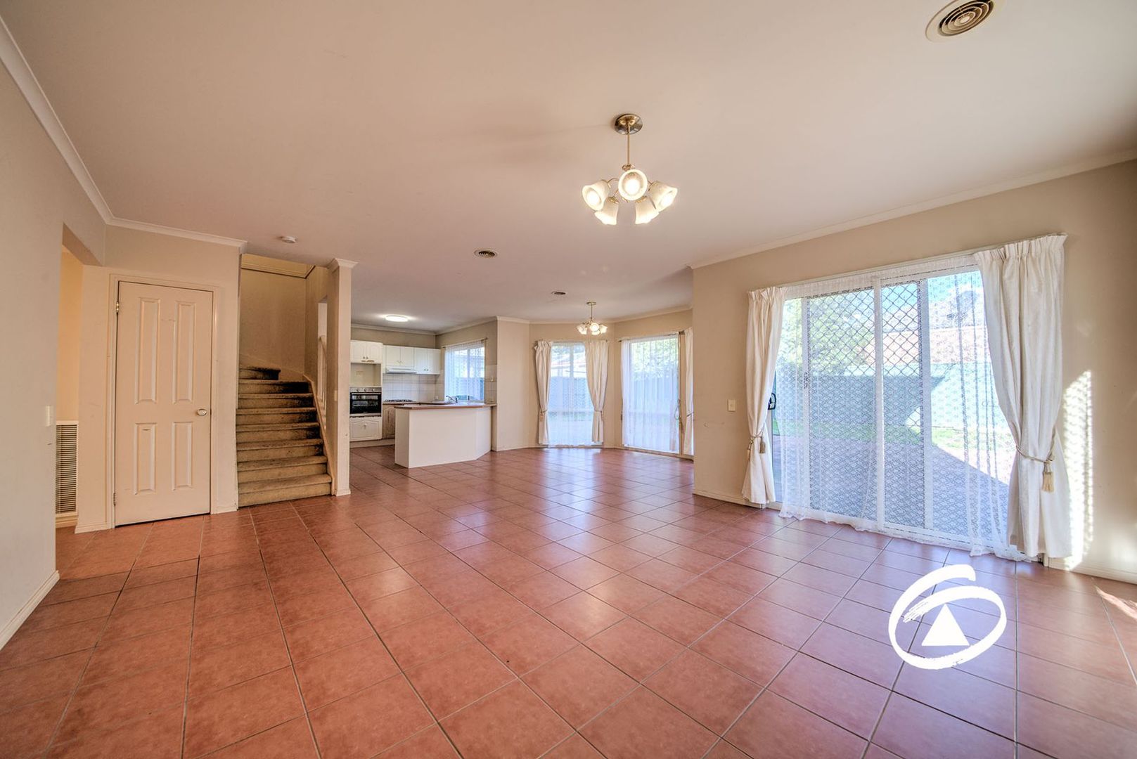 1 Croxley Place, Narre Warren South VIC 3805, Image 2