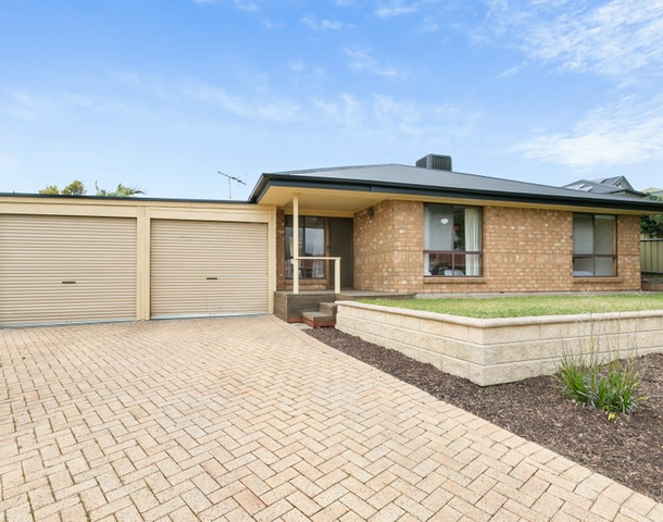 27 Vennachar Drive, Hallett Cove SA 5158