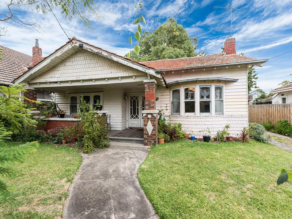 22 Bayside Crescent, Hampton Property History & Address Research Domain