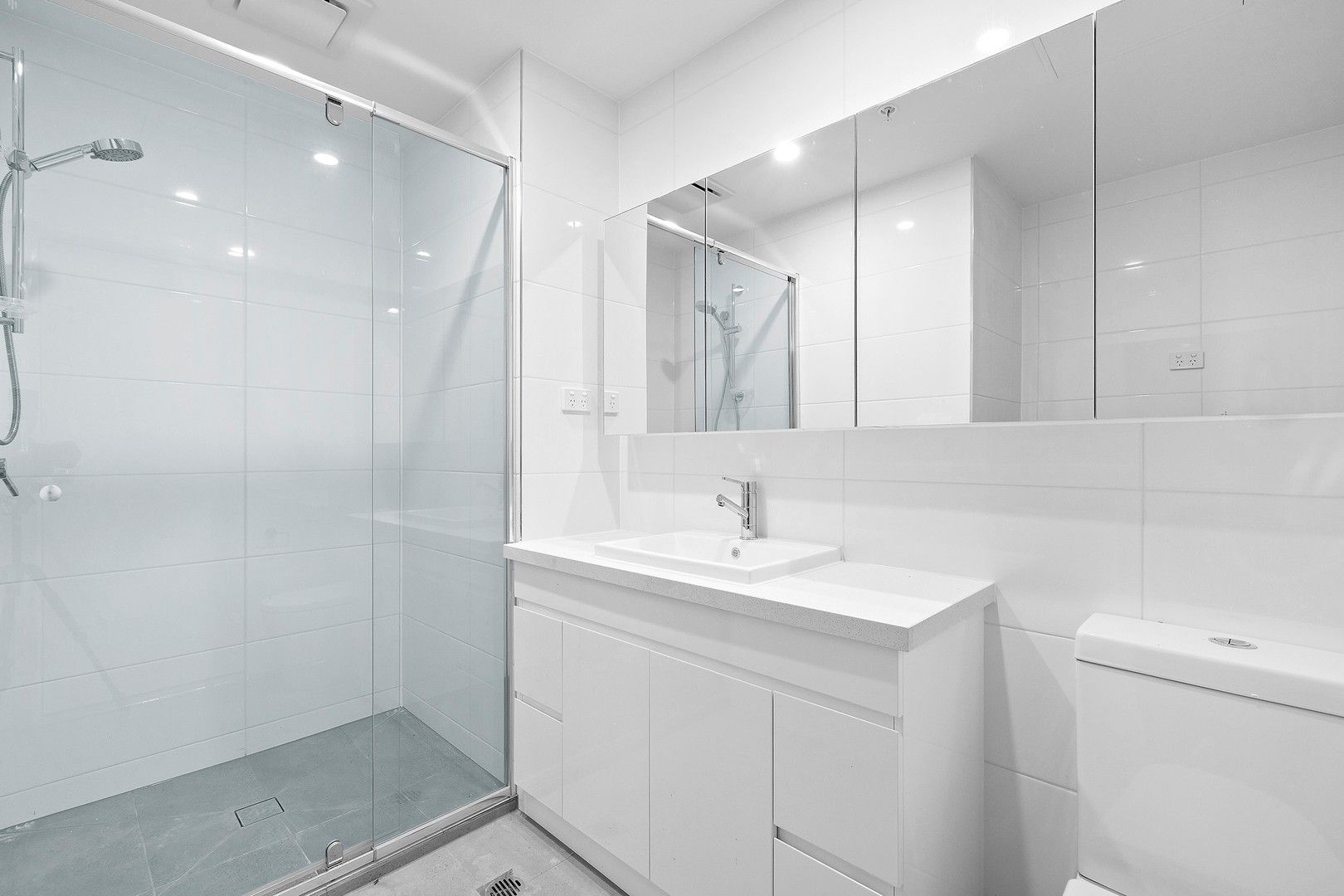 2 bedrooms Apartment / Unit / Flat in Unit 201/629 Glen Huntly Road CAULFIELD SOUTH VIC, 3162