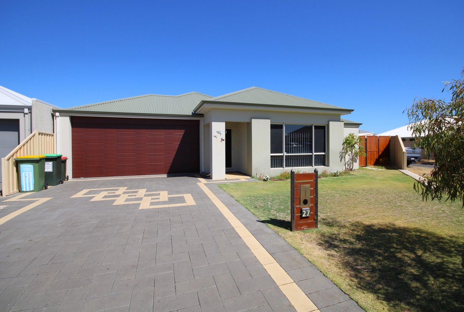 27 Hatfield Way, Millbridge WA 6232, Image 1