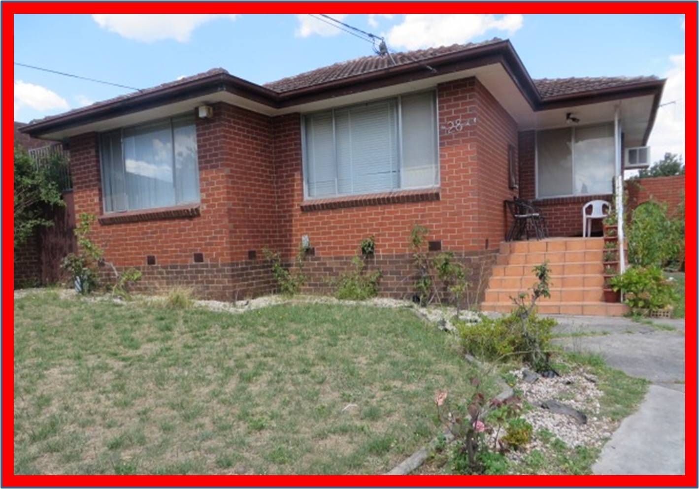 4 bedrooms House in 28 Monash Crescent CLAYTON SOUTH VIC, 3169