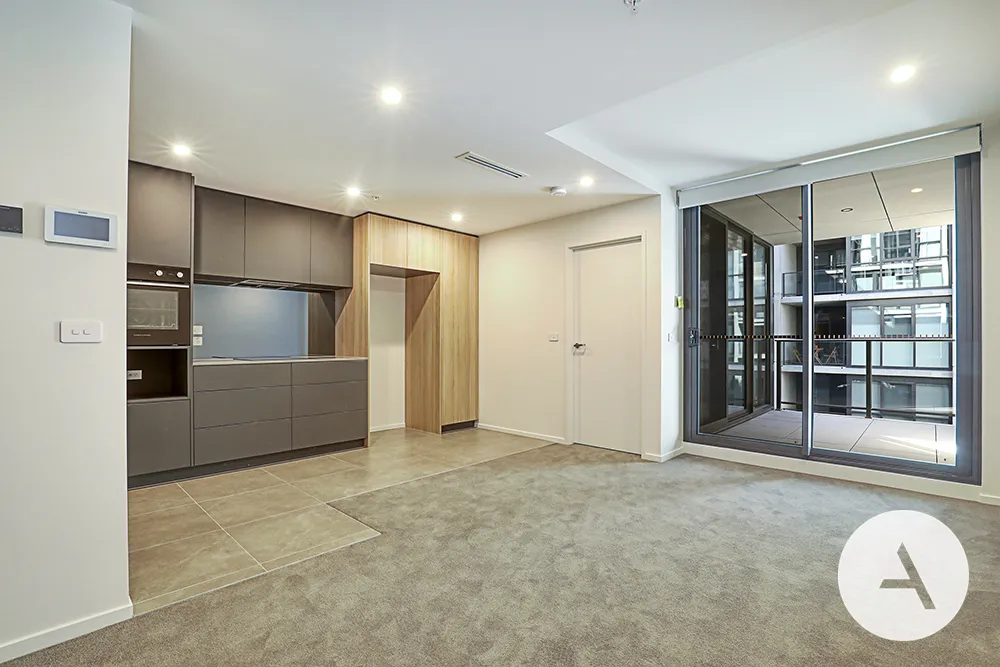 Apartment in Lyneham - View 2