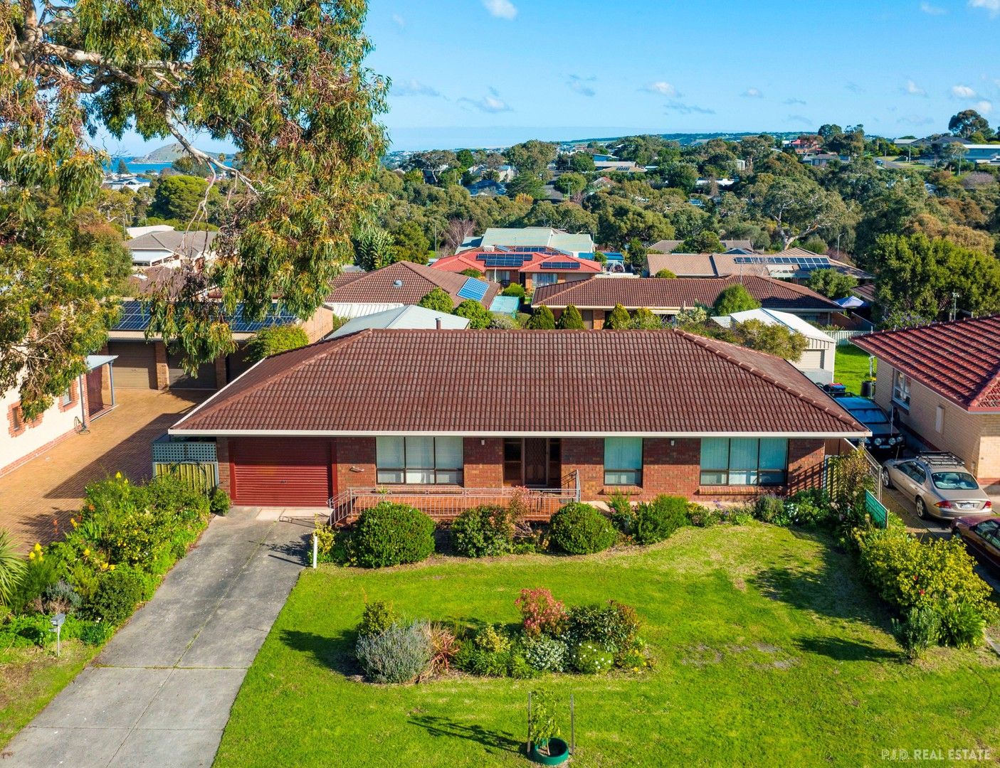 51 Renown Avenue, Victor Harbor SA 5211, Image 0