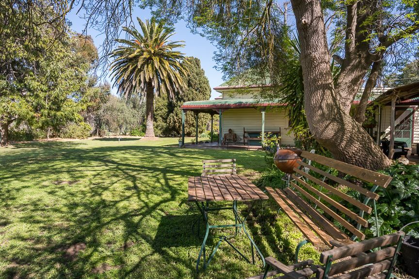 3355 Midland Highway, Stewarton VIC 3725, Image 2