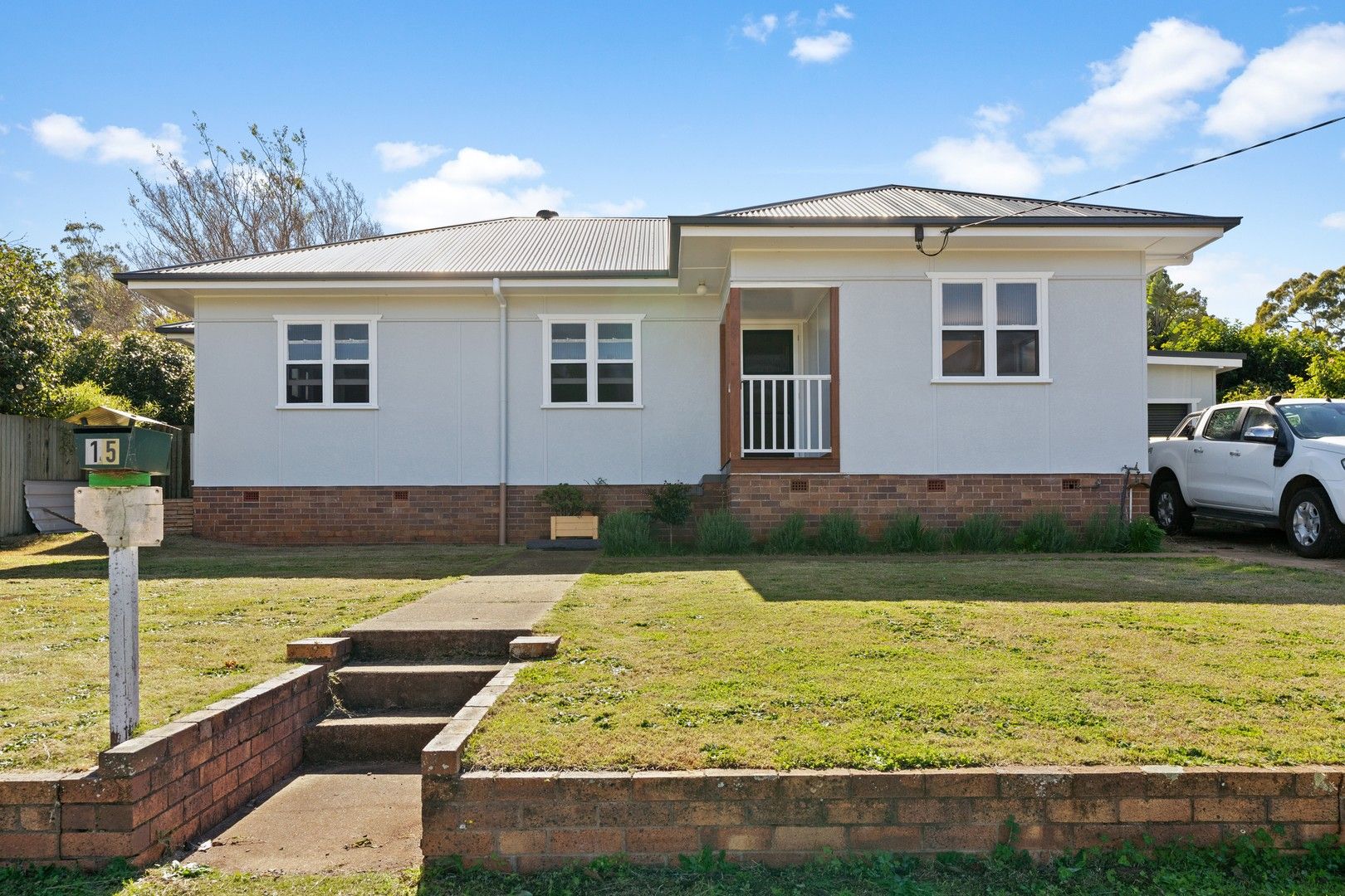 3 bedrooms House in 15 Geoffrey Street MOUNT LOFTY QLD, 4350