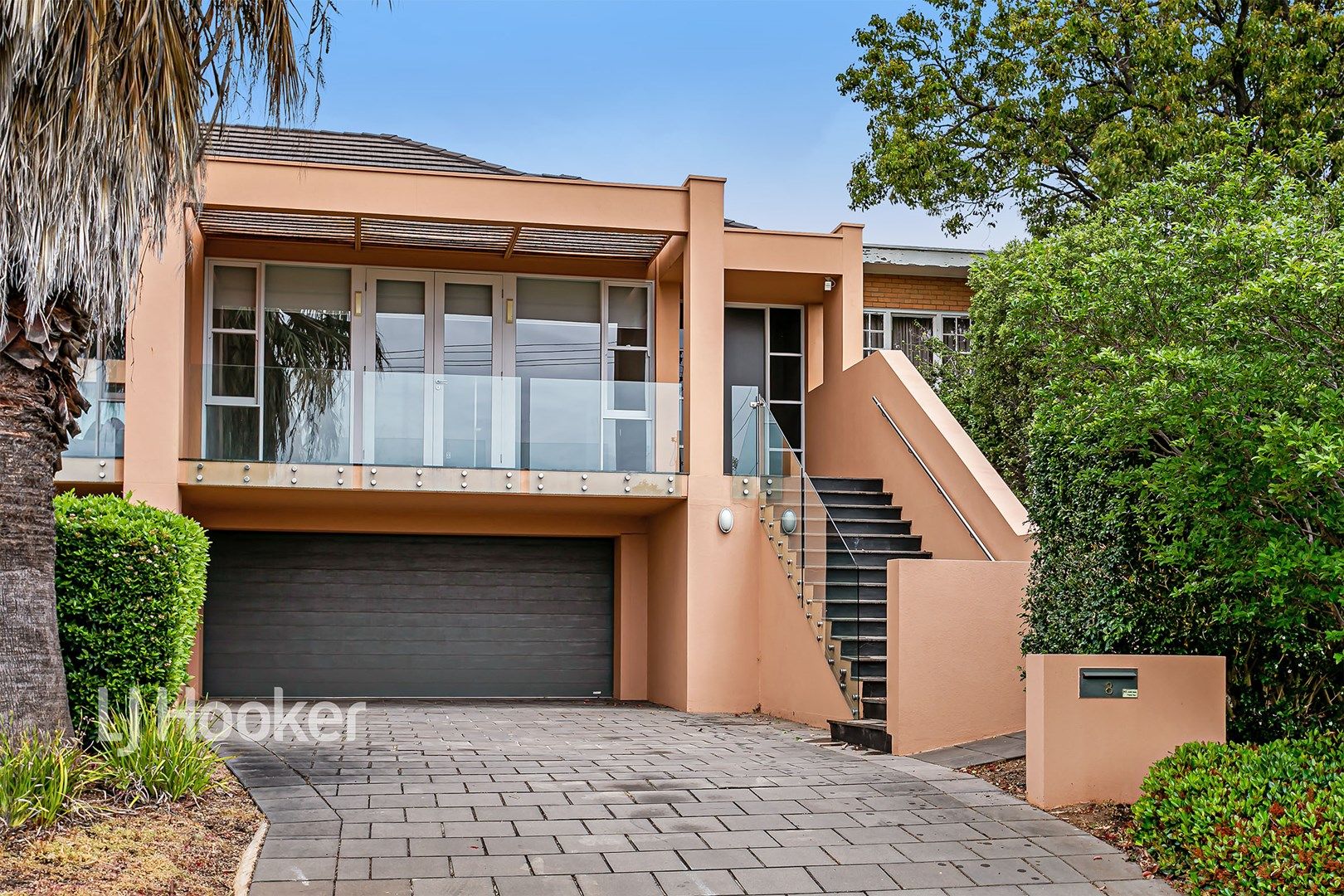 3 bedrooms House in 8 Toolaby Avenue BEAUMONT SA, 5066