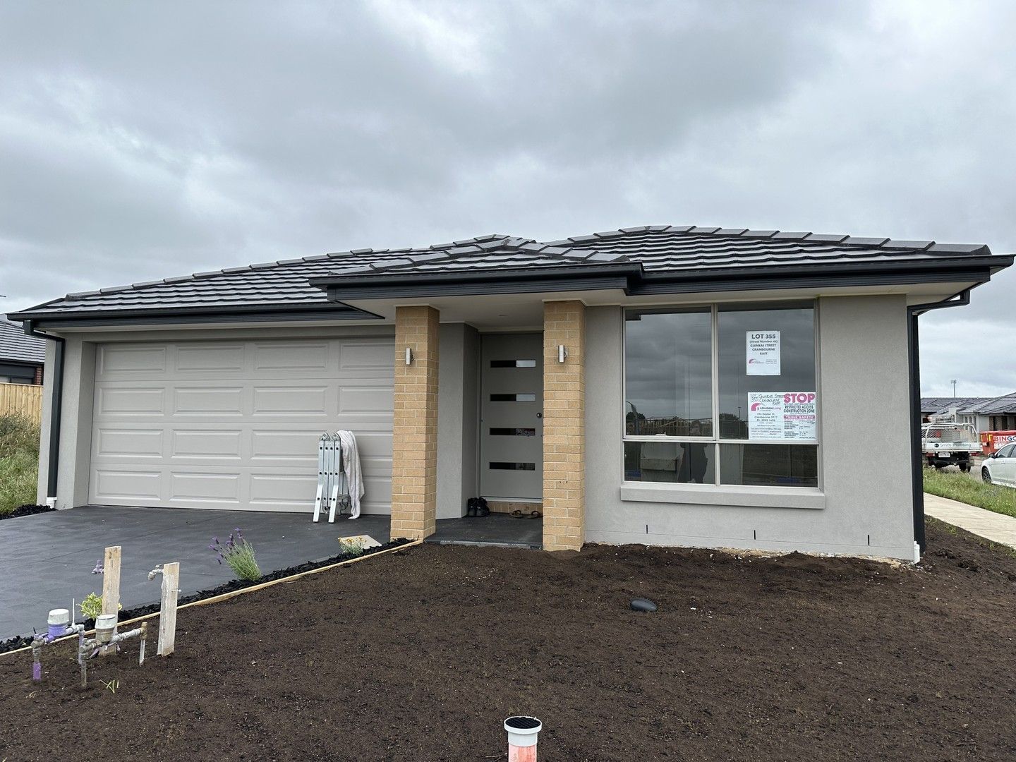4 bedrooms House in 43 Guineas Street CRANBOURNE EAST VIC, 3977
