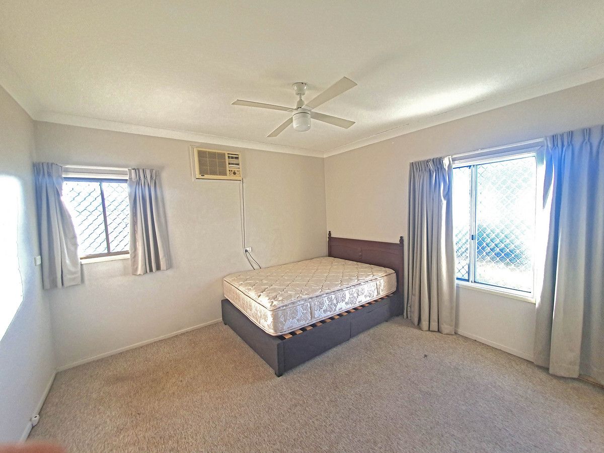 1 bedrooms Apartment / Unit / Flat in Unit 5/61-63 Elizabeth Avenue CLONTARF QLD, 4019