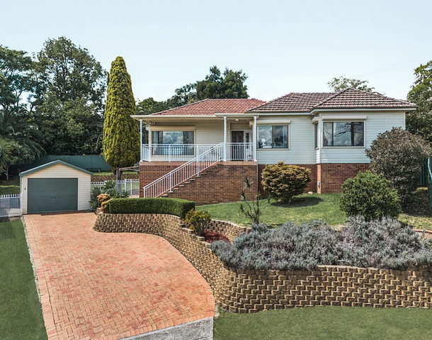 4 Fisher Place, Campbelltown NSW 2560