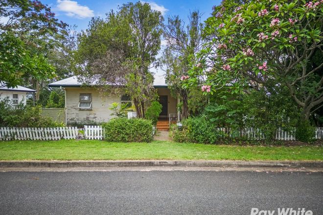 Picture of 17 Blaxland Street, EASTERN HEIGHTS QLD 4305