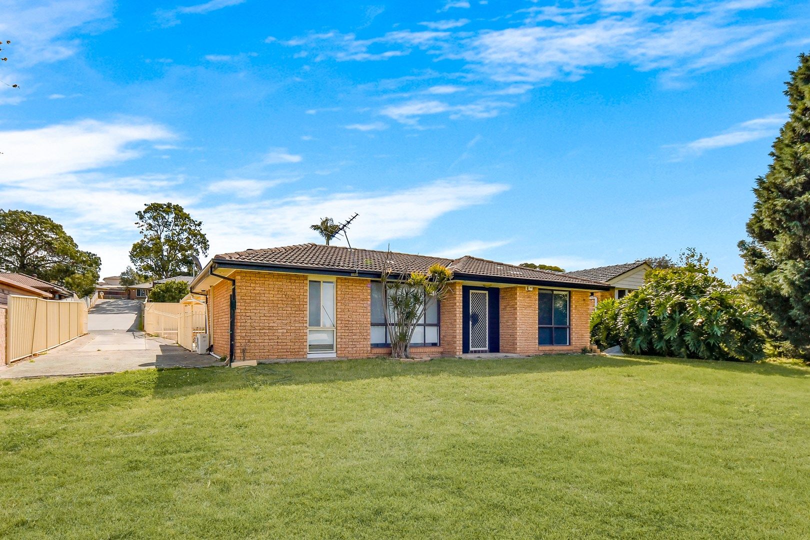 21 Woodcourt Street, Ambarvale NSW 2560, Image 0