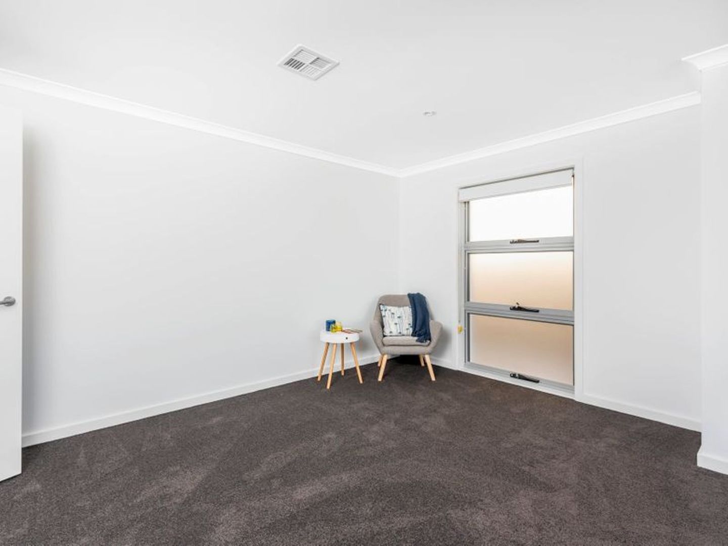 10 Denoon Street, Forde ACT 2914, Image 2