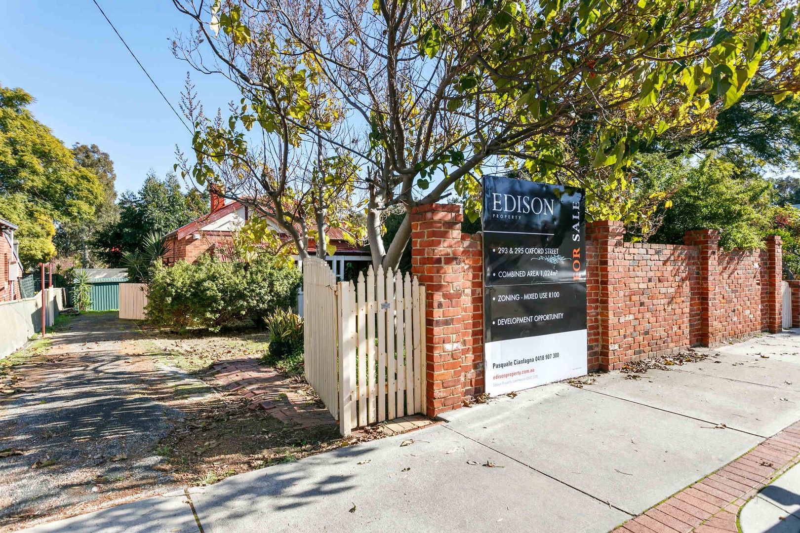 3 bedrooms House in 295 Oxford Street LEEDERVILLE WA, 6007