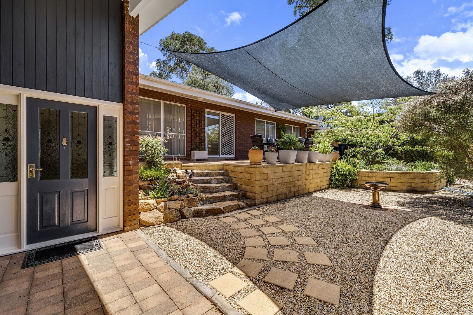 22 Meredith Circuit, Kambah ACT 2902, Image 1