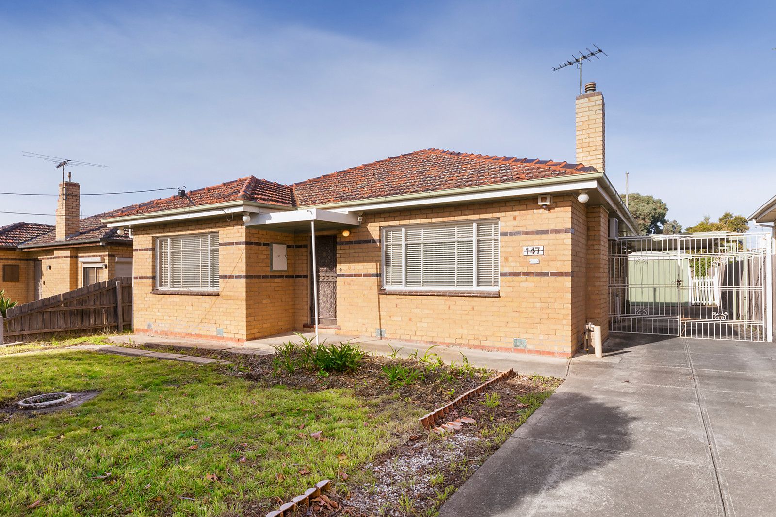 3 bedrooms House in 147 Boundary Road PASCOE VALE VIC, 3044