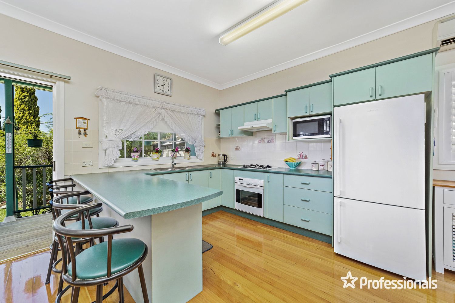 194 Gibson Avenue, Padstow NSW 2211