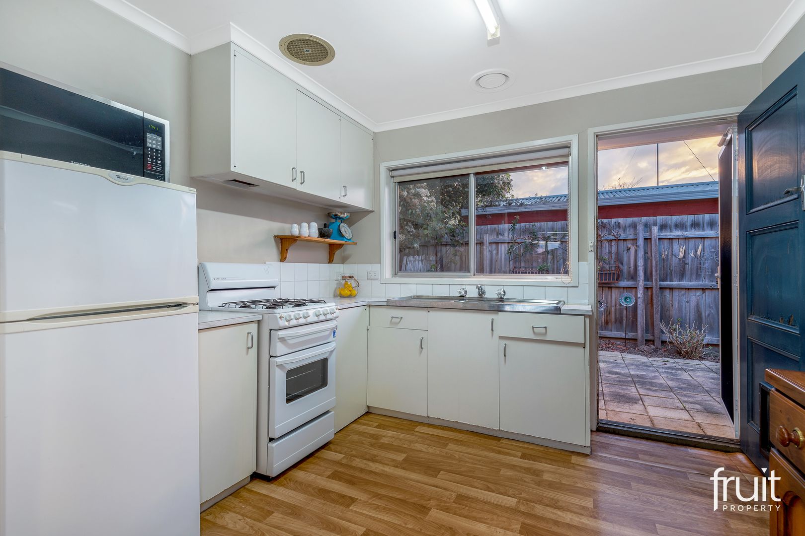 7/20 Regent Street, Whittington VIC 3219, Image 2