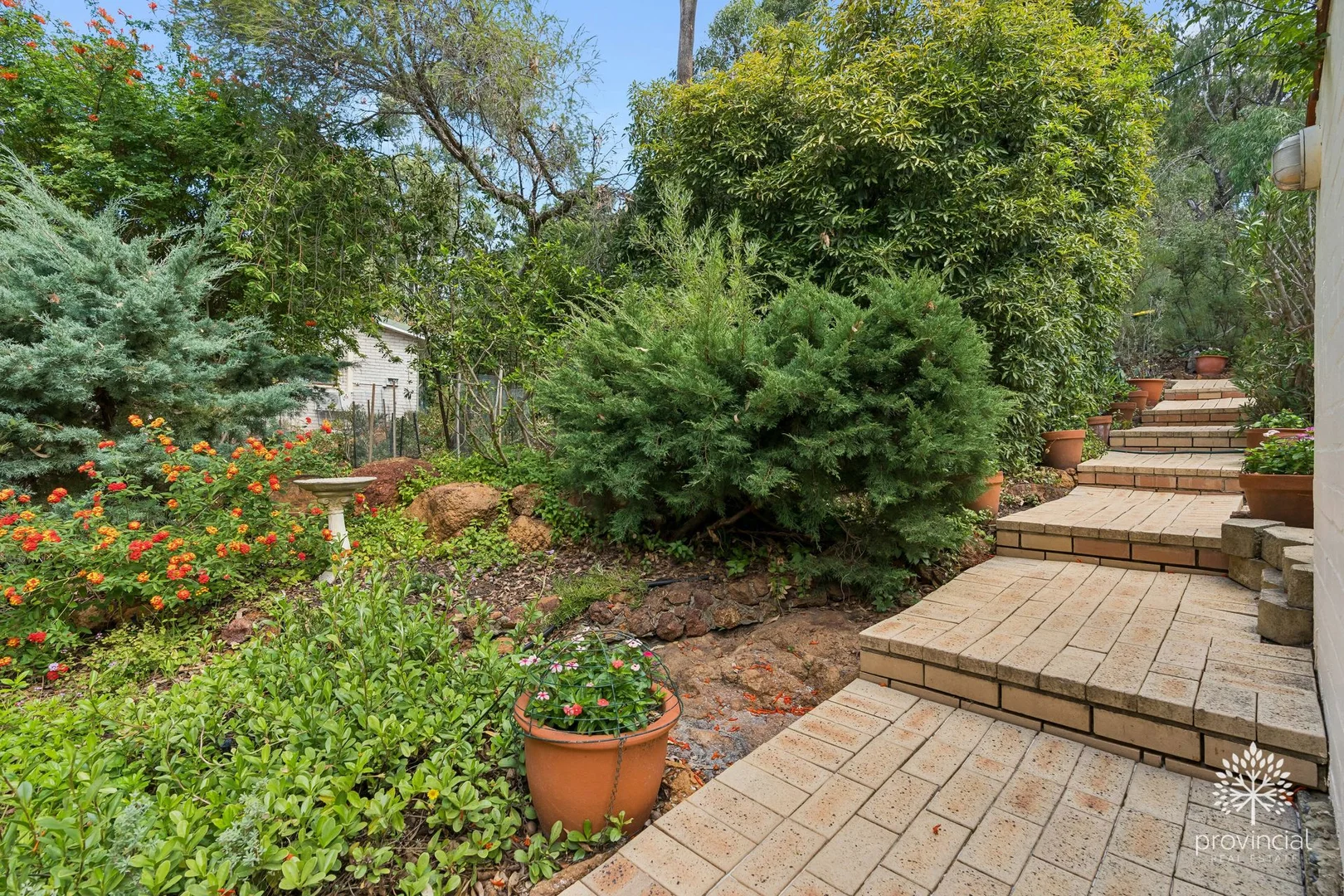 Additional image 31 of 8 Echo Road, Kalamunda WA 6076