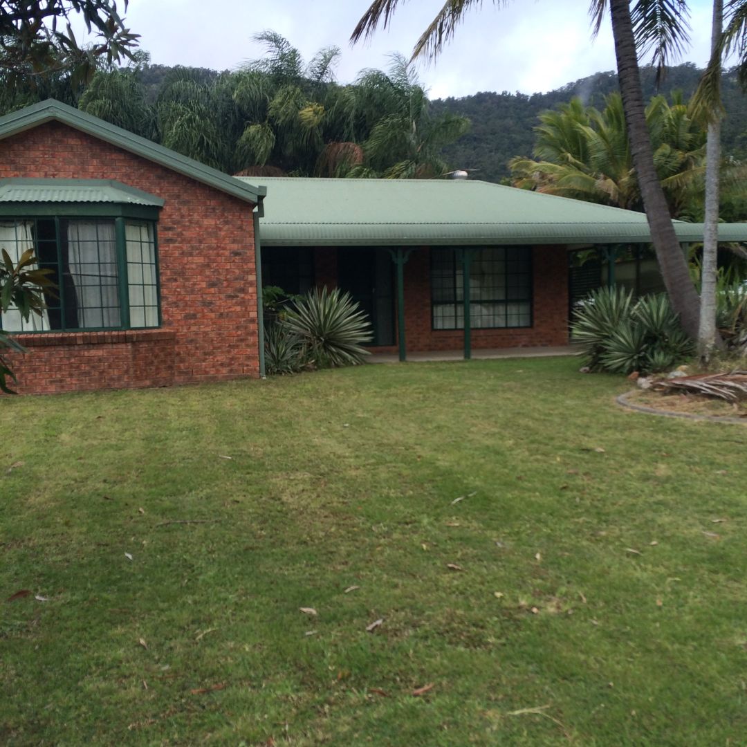7 Hazelwood Crescent, Cannonvale Property History & Address Research Domain
