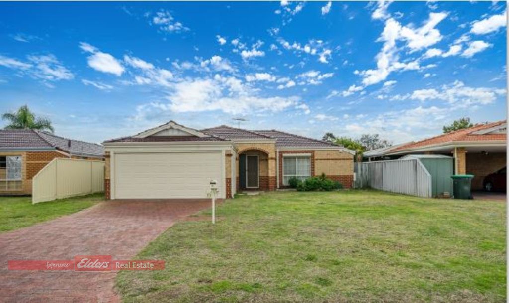 4 bedrooms House in 11 Manila Place WARNBRO WA, 6169