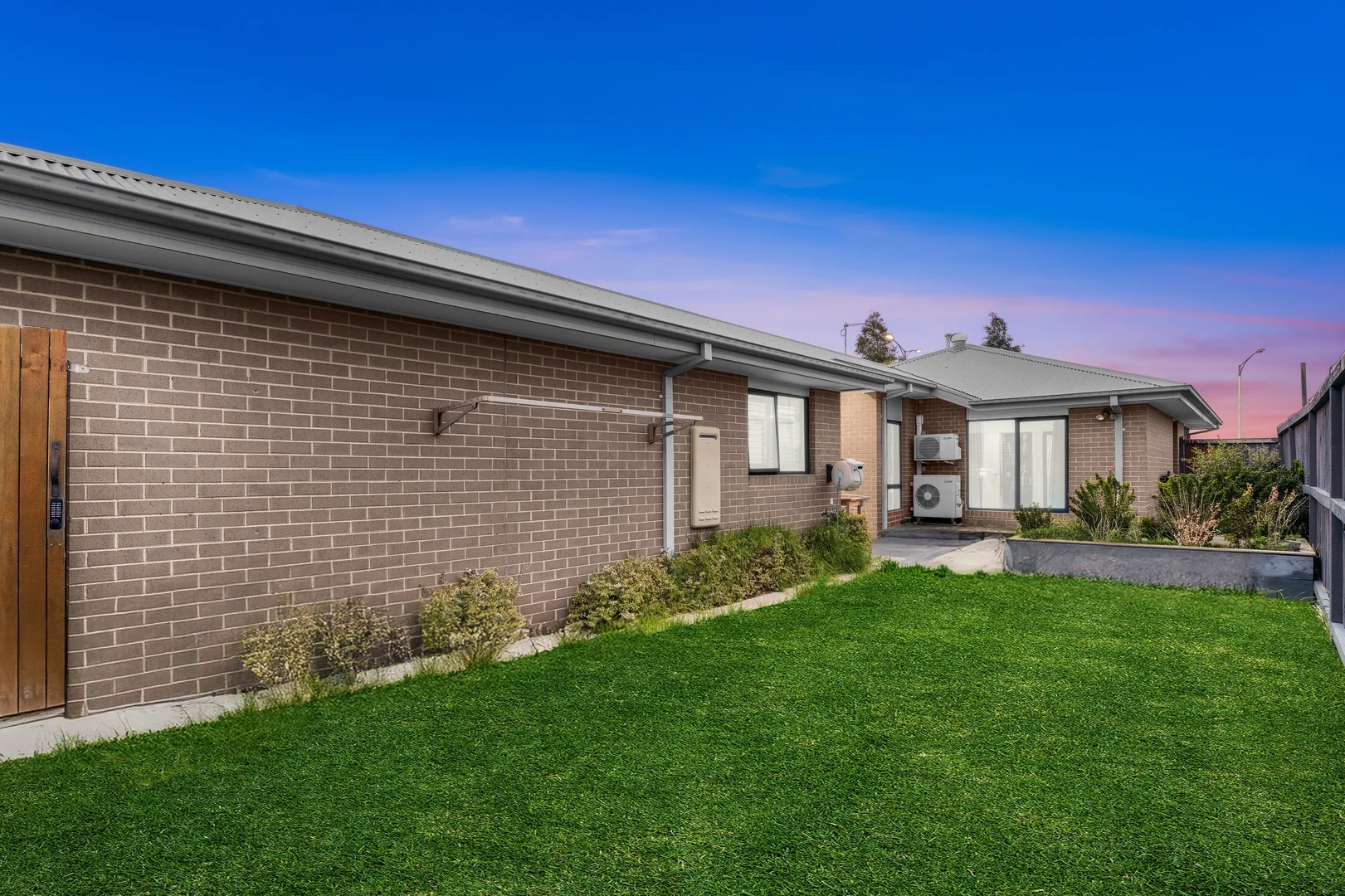 Additional image 13 of 206 Wheelers Park Drive, Cranbourne North VIC 3977