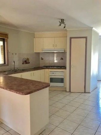 Additional image 2 of 4 Ingoldsby Court, Delahey VIC 3037