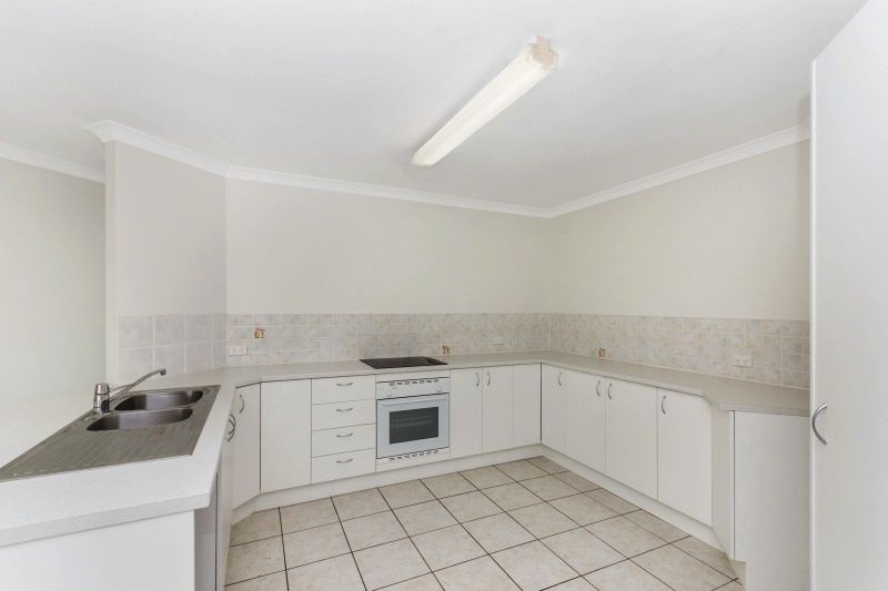 21A & 21B Lowth Street, Rosslea QLD 4812, Image 2