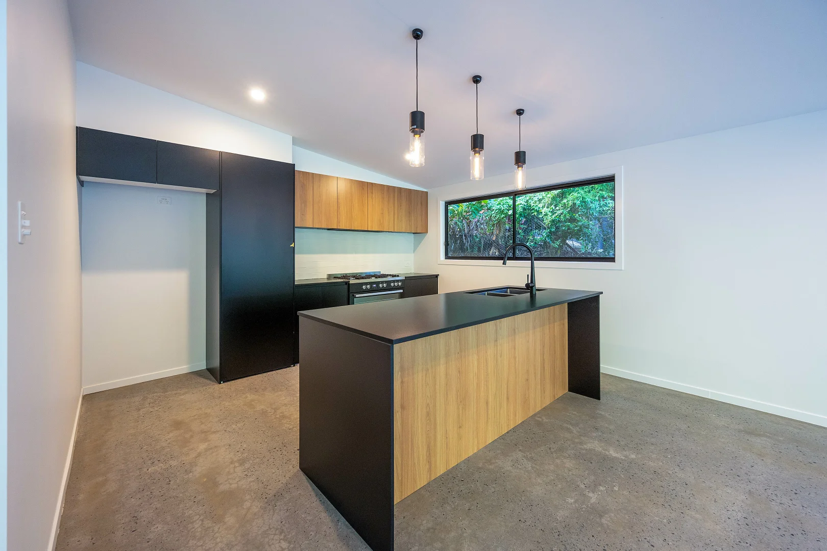 164B Orana Rd, Ocean Shores NSW 2483 - House For Rent | Domain