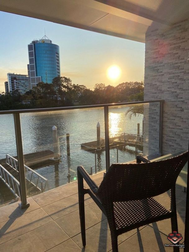 Surfers Paradise QLD 4217 3 beds villa for Rent, 1,700 16059851