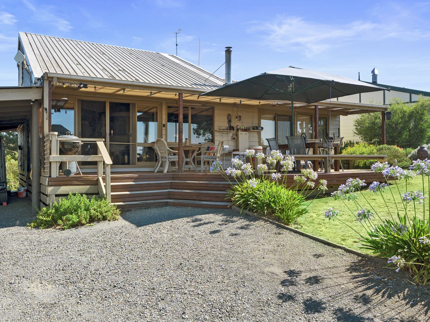 7 Fossickers Trail, Goughs Bay VIC 3723, Image 2