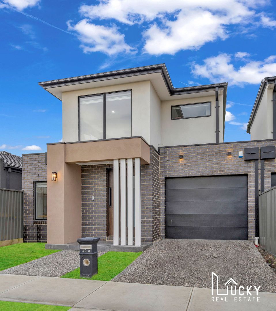 42a Everglade crescent, Roxburgh Park VIC 3064, Image 1