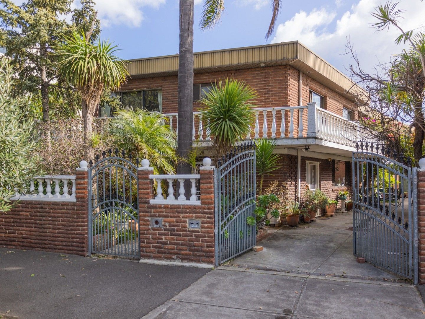 1 bedrooms Apartment / Unit / Flat in 3/211 Esplanade West PORT MELBOURNE VIC, 3207