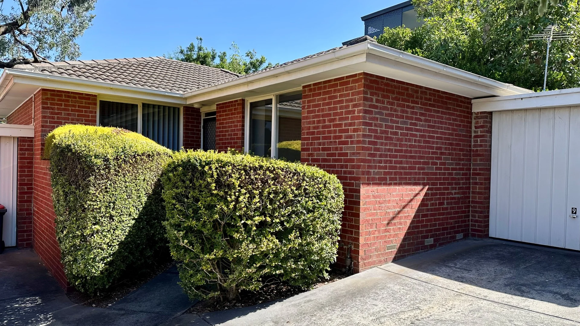 9/143-149 Coleman Parade, Glen Waverley VIC 3150