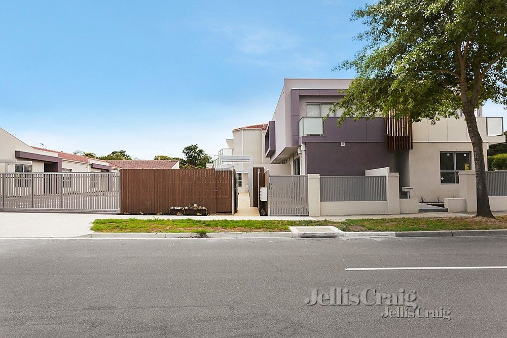 2 bedrooms Apartment / Unit / Flat in 8/2 Cyril Street BOX HILL SOUTH VIC, 3128