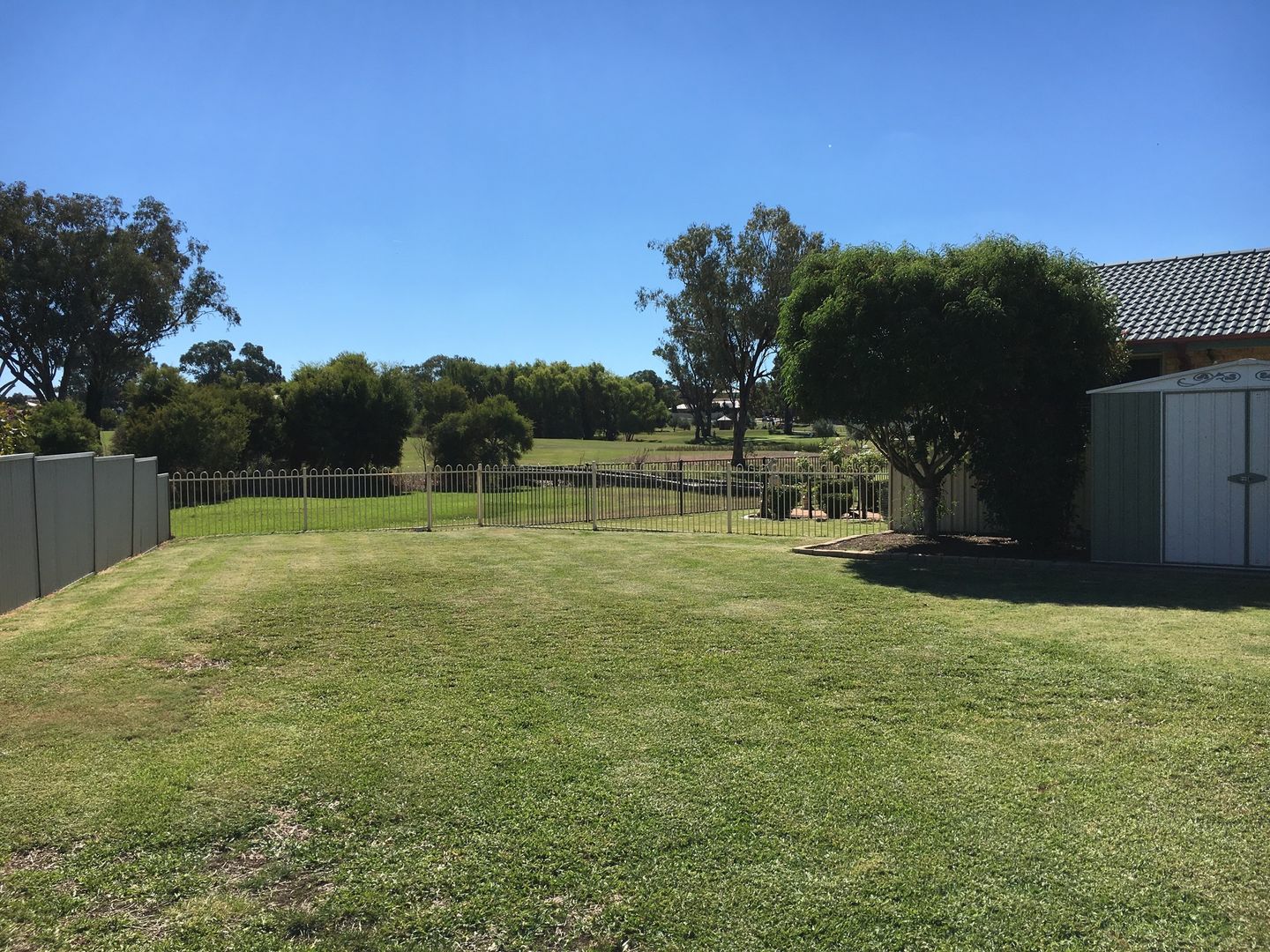 15 Eureka Place, Hillvue NSW 2340, Image 2