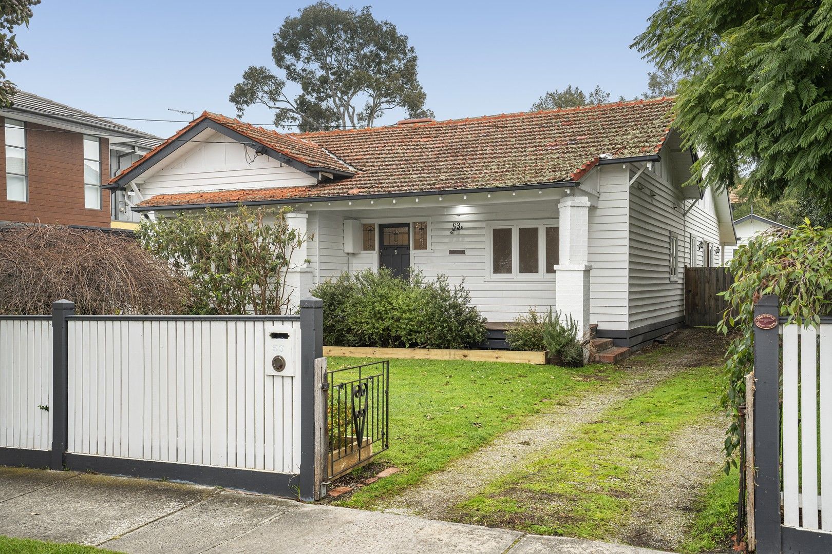 4 bedrooms House in 53 Parer Street BURWOOD VIC, 3125