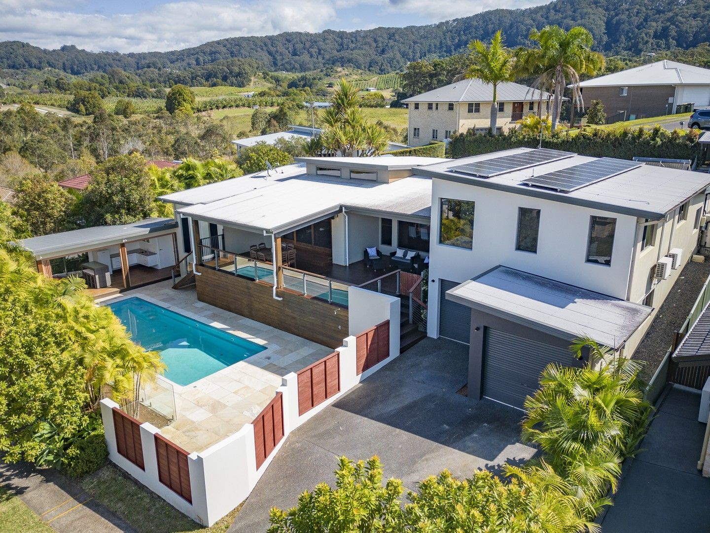 4 bedrooms House in 1 Callistemon Place COFFS HARBOUR NSW, 2450