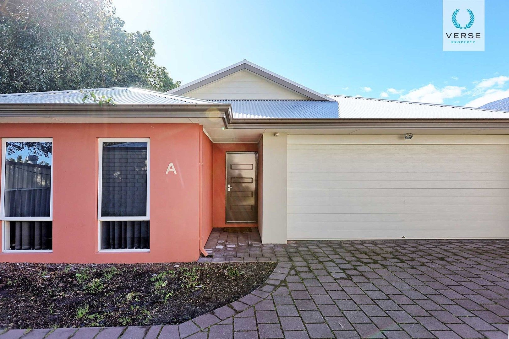 4A Hill View Terrace, St James WA 6102, Image 0