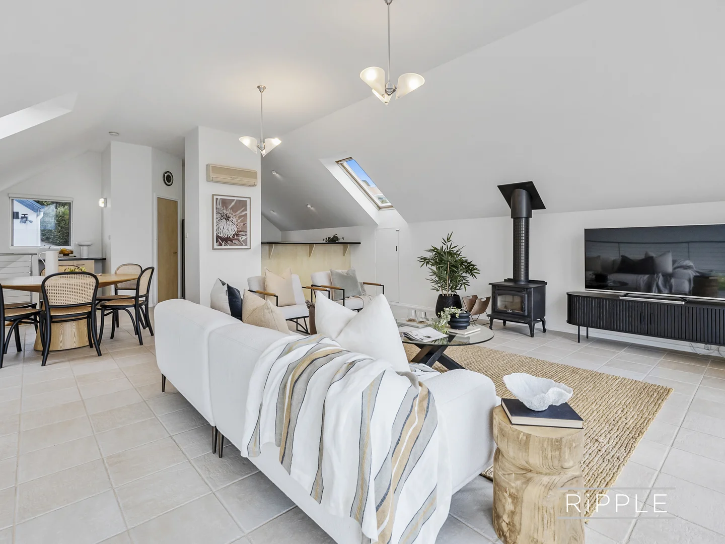 Additional image 13 of 27 Tahune Crescent, Blackmans Bay TAS 7052