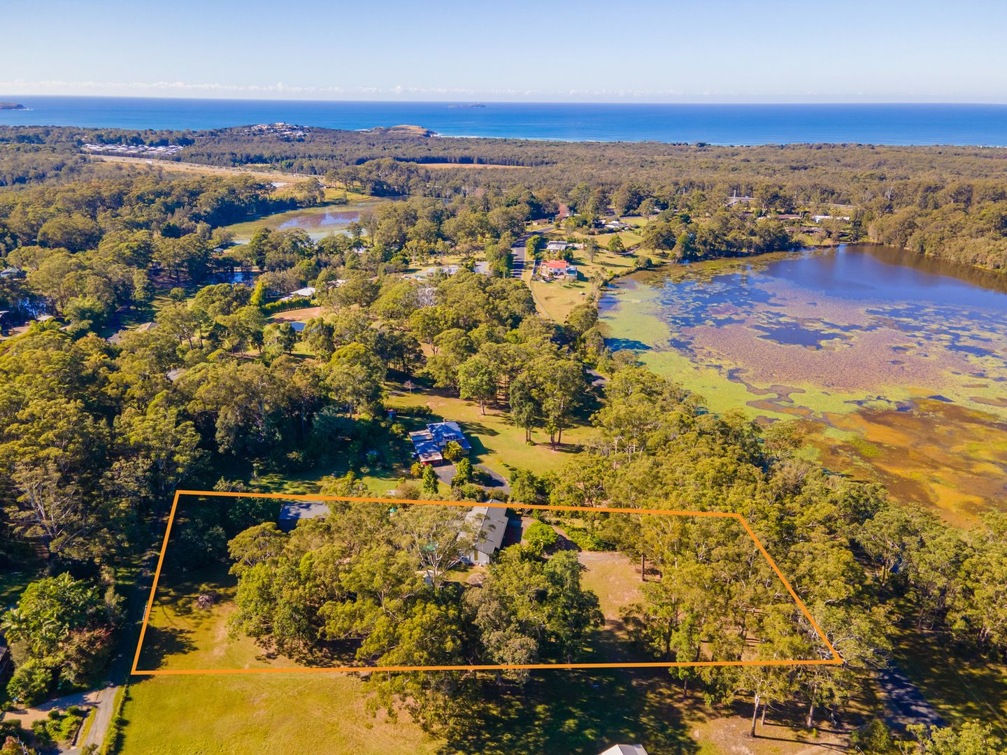 76 Smiths Road, Emerald Beach NSW 2456, Image 2