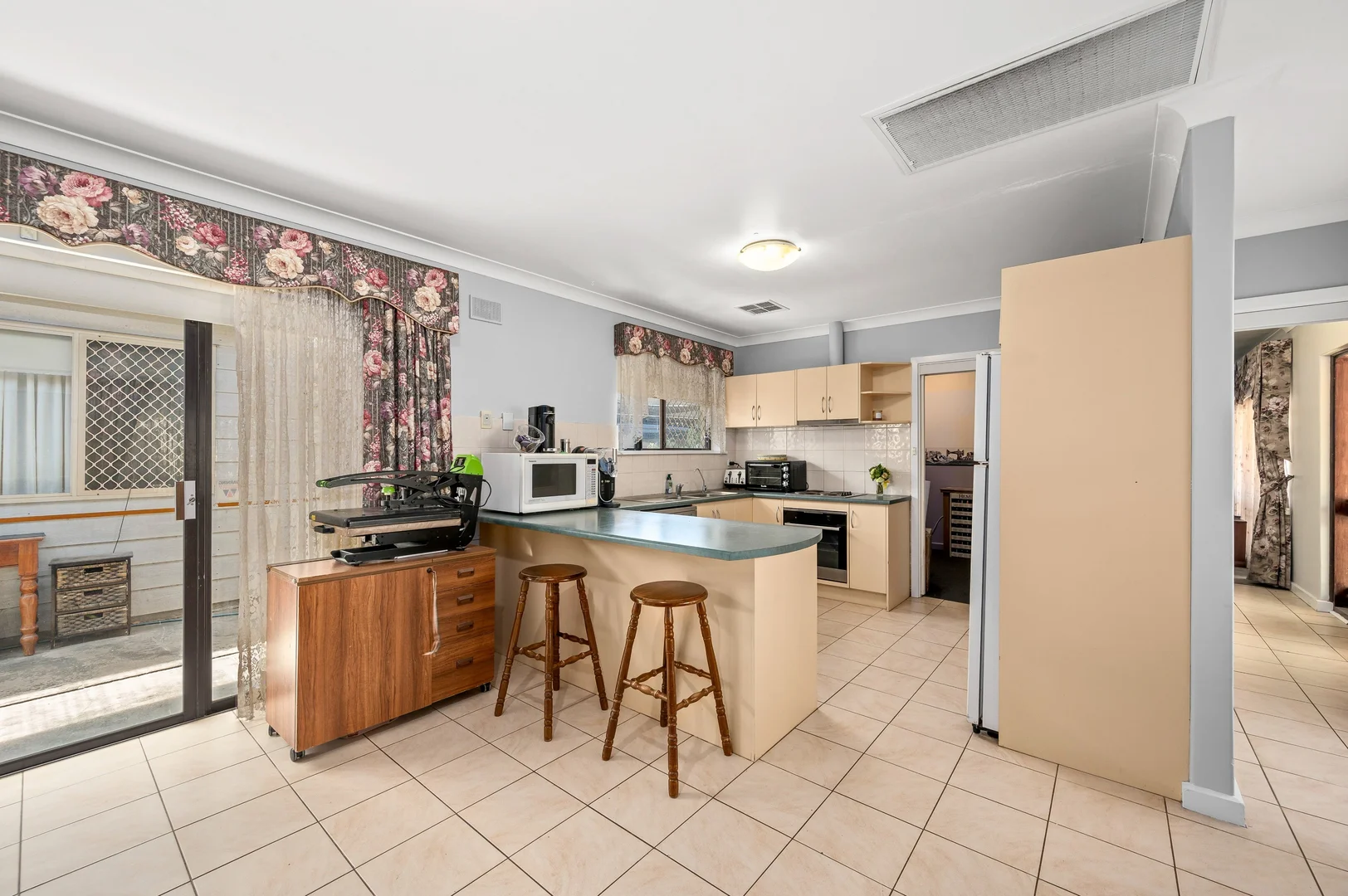 Additional image 8 of 27 Wheatsheaf Rd, Morphett Vale SA 5162