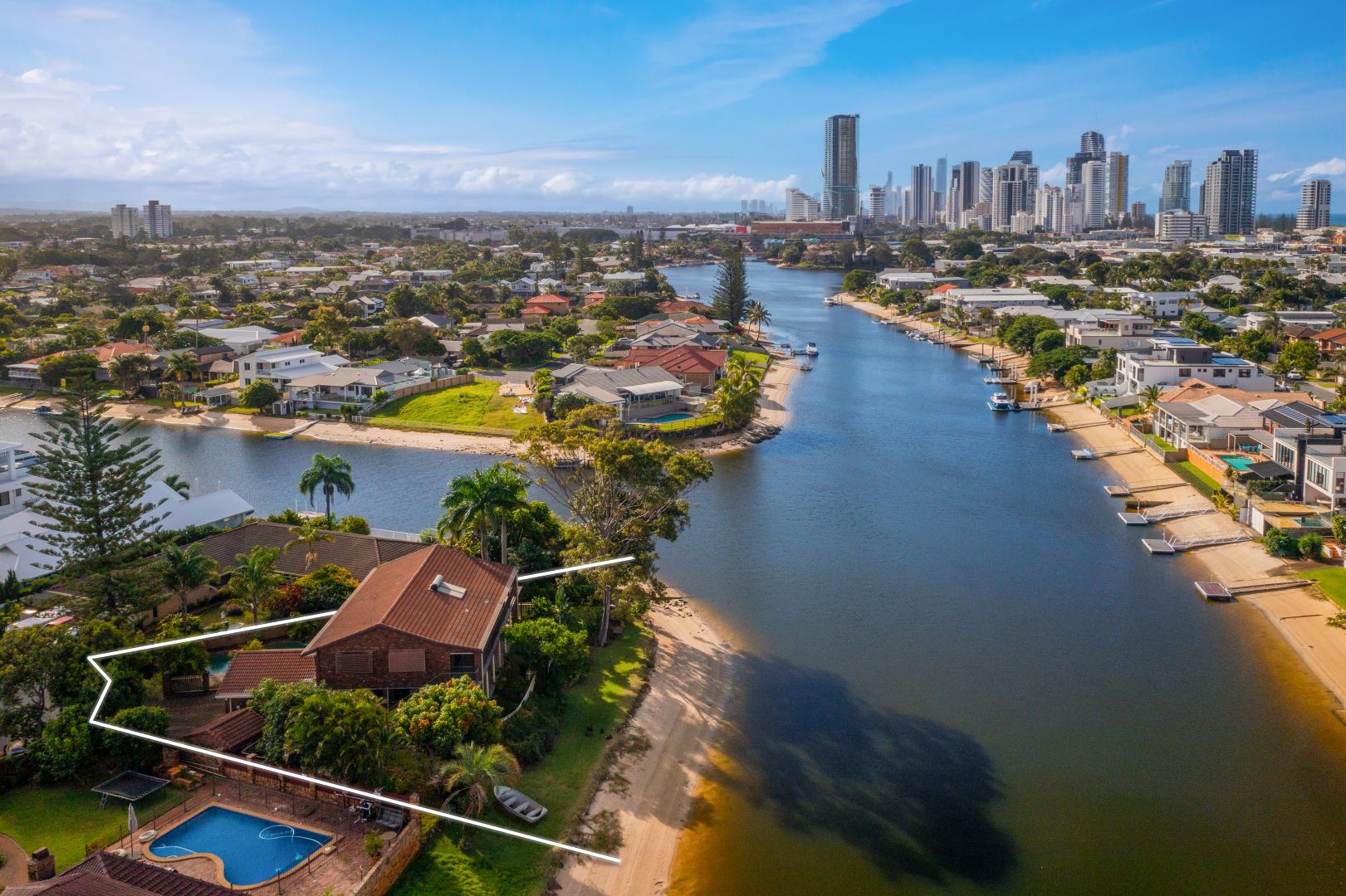 40 Sundowner Court, Mermaid Waters Property History & Address