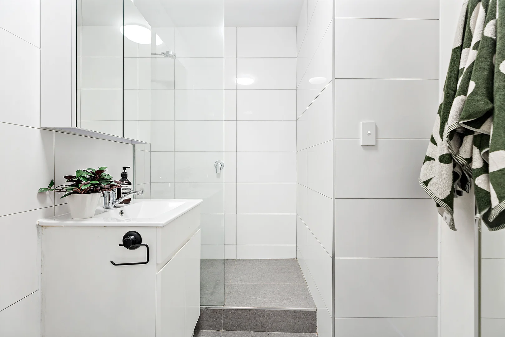 Additional image 9 of 6c/21 The Esplanade, St Kilda VIC 3182