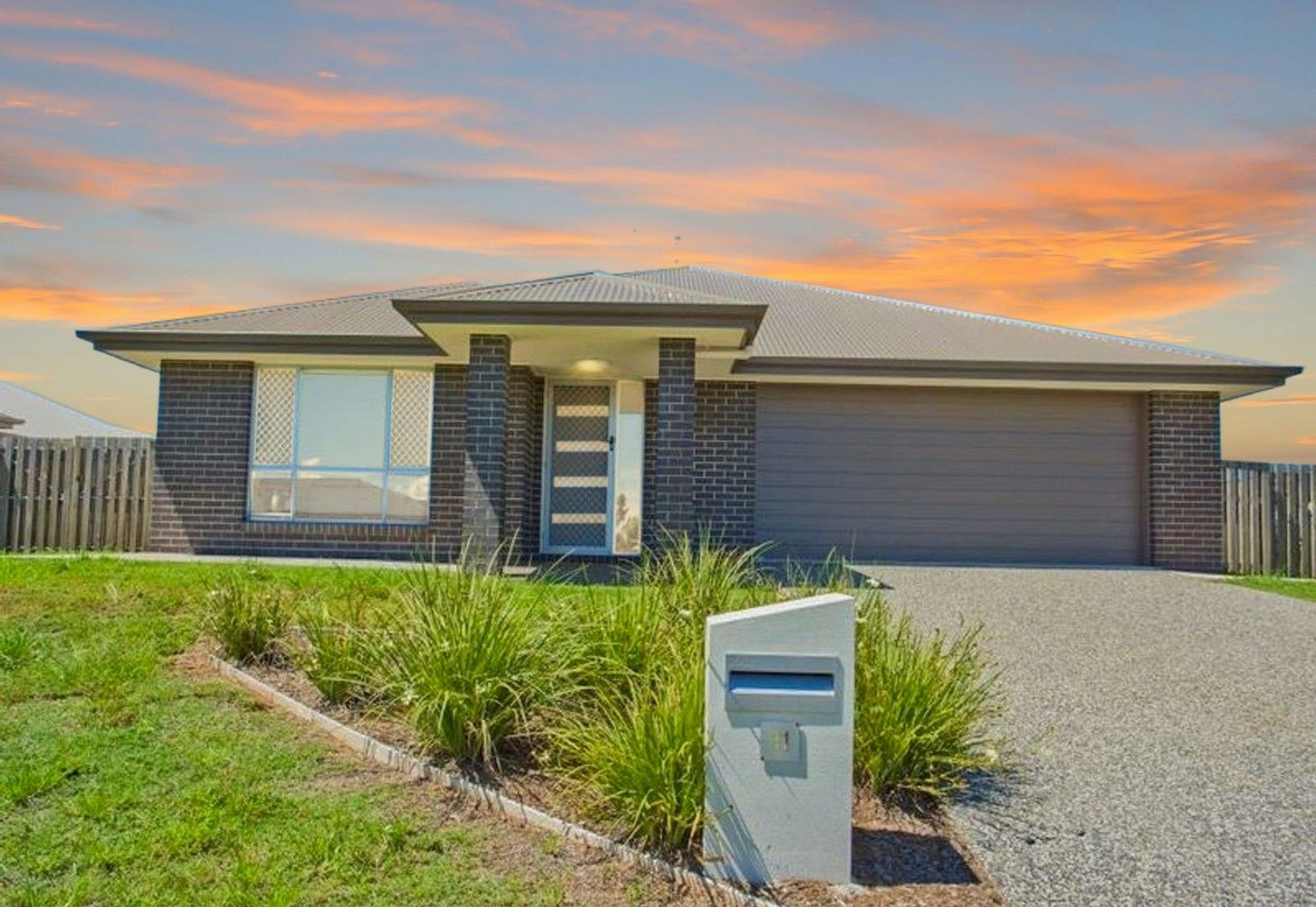 4 bedrooms House in 11 Hughes Avenue CHINCHILLA QLD, 4413