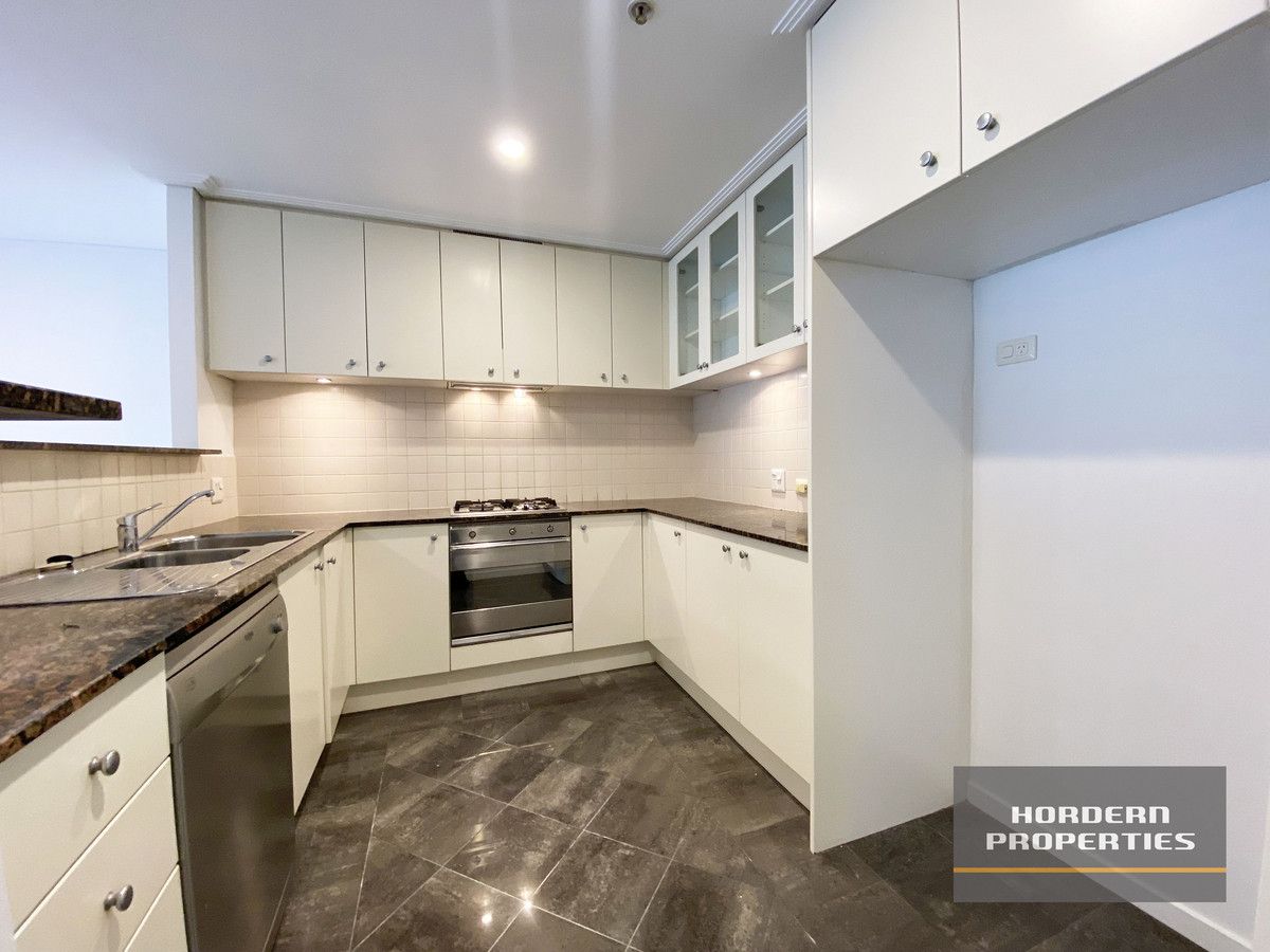 4203B/393 Pitt Street, Sydney NSW 2000, Image 2