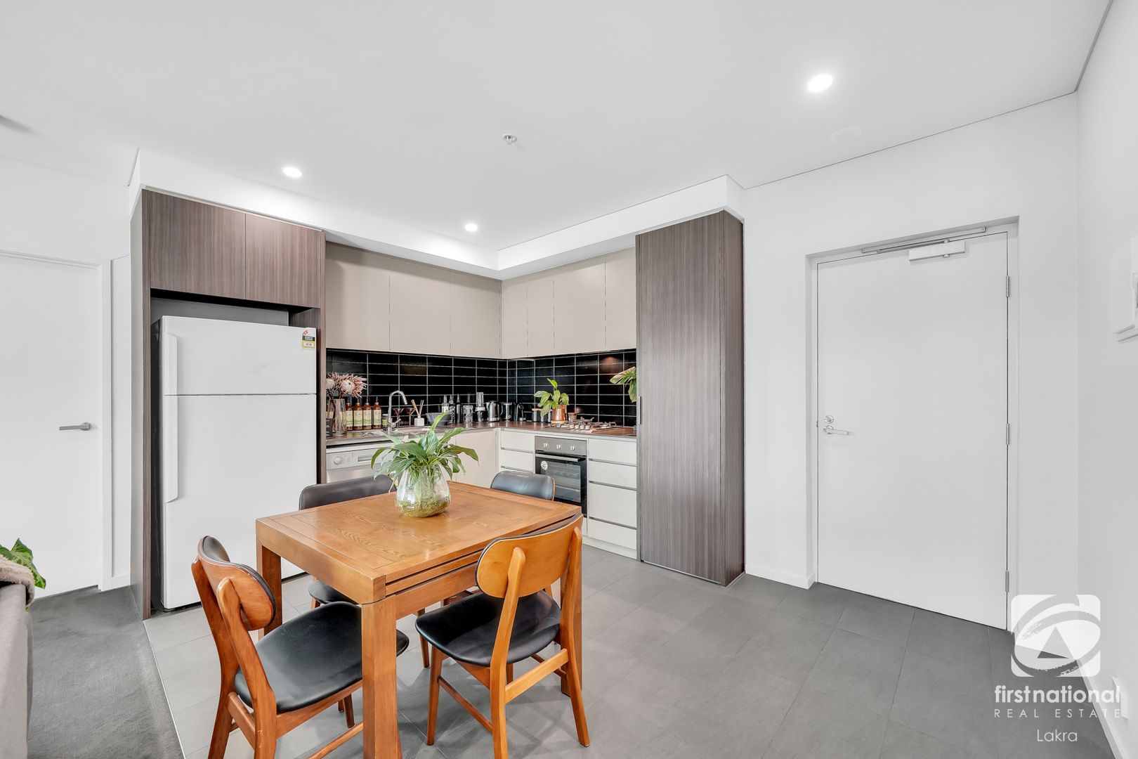 301/1 Clark Street, Williams Landing VIC 3027, Image 2