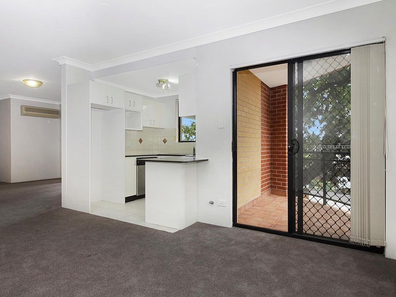 2 bedrooms Apartment / Unit / Flat in 1/23 Good Street PARRAMATTA NSW, 2150