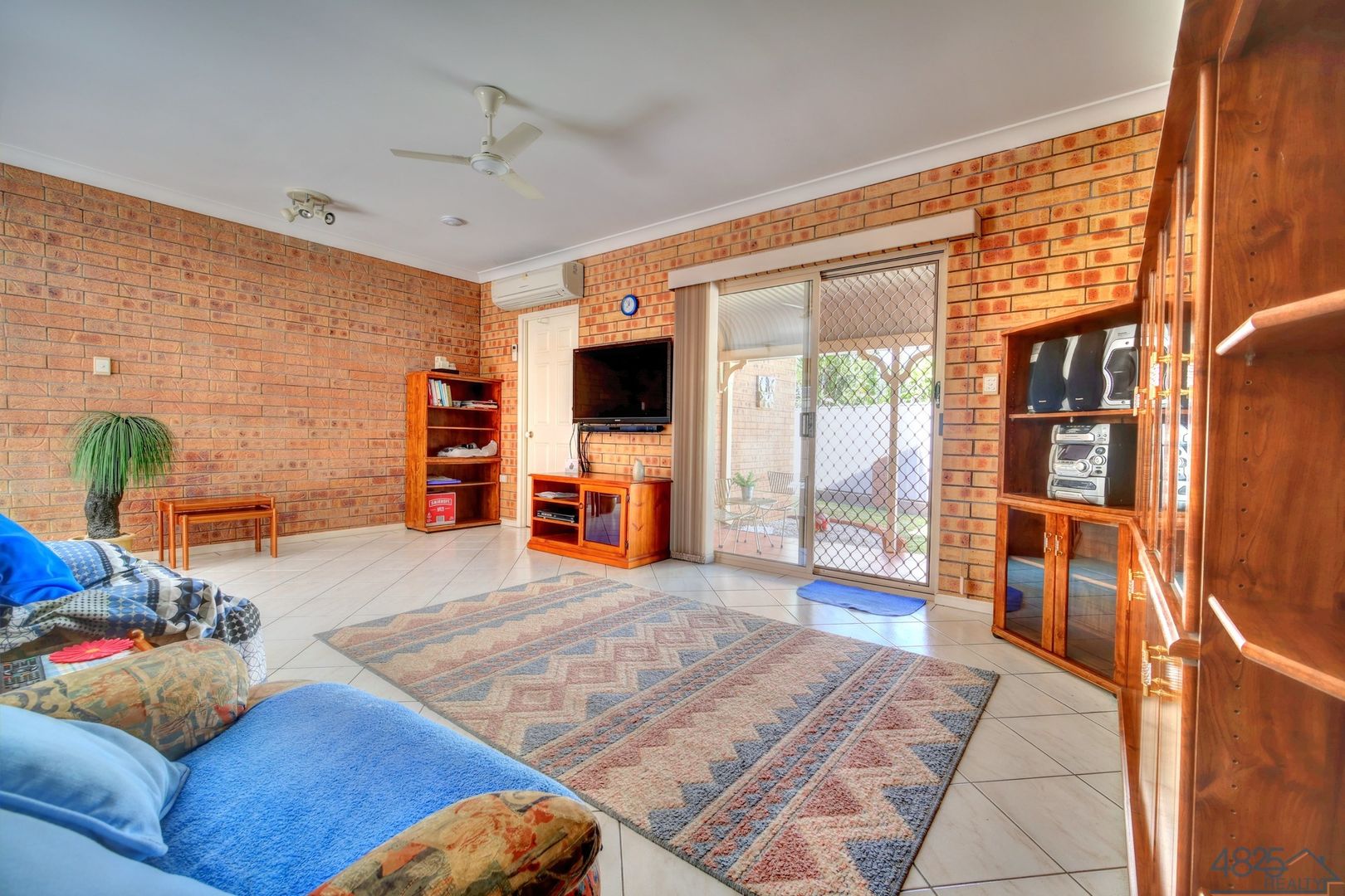 16 Bernborough Street, Mount Isa QLD 4825, Image 2